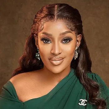 Joycee Awosika Oriki