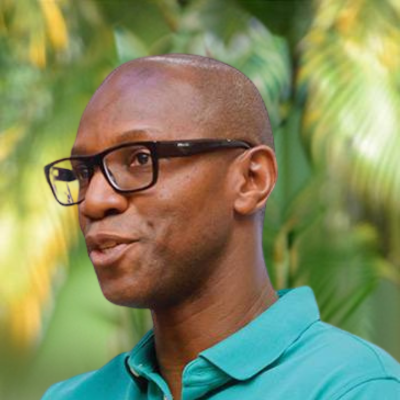 Trish Thomas Head Shot